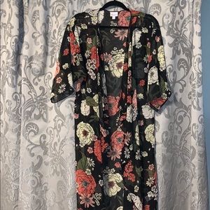 M LuLaRoe Shirley Floral Kimono